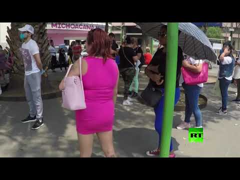 شاهد المكسيك تقدم مساعدات لبائعات الهوى