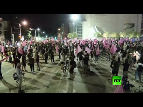 تظاهرة ضد رئيس الوزراء الإسرائيلي في تل أبيب