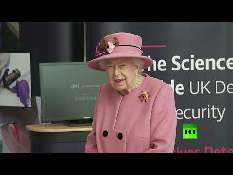 الملكة إليزابيث تُشارك في أول لقاء عام خارج مقر إقامتها منذ تُفشي كورونا